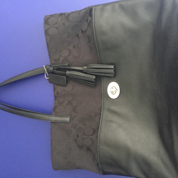 Coach Bag - Picture 3 of 3